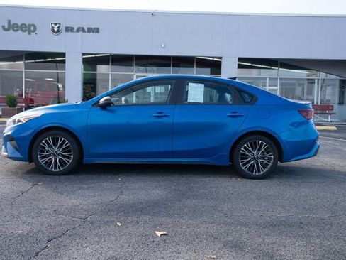 Used 2024 Kia Forte GT-Line image 2