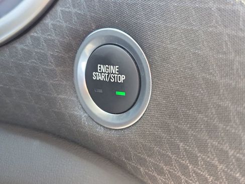 Used 2025 Chevrolet Malibu LT image 30