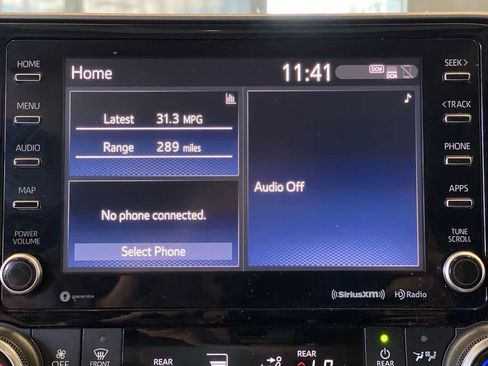 Used 2022 Toyota Highlander XLE AWD/4WD image 19