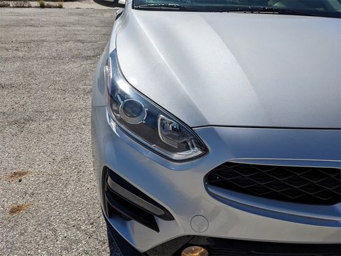 Certified 2021 Kia Forte LXS image 10