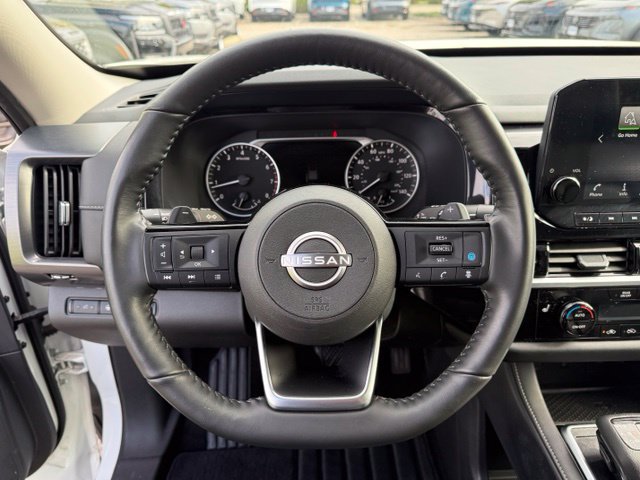 Certified 2024 Nissan Pathfinder SL AWD/4WD image 13