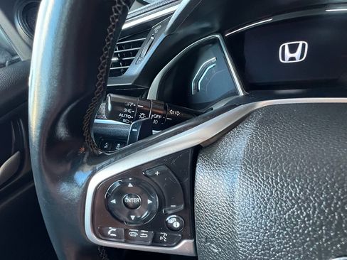 Used 2020 Honda Civic Sport image 17