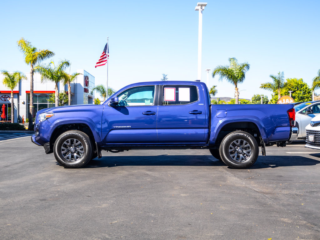 Used 2022 Toyota Tacoma SR5 RWD image 4