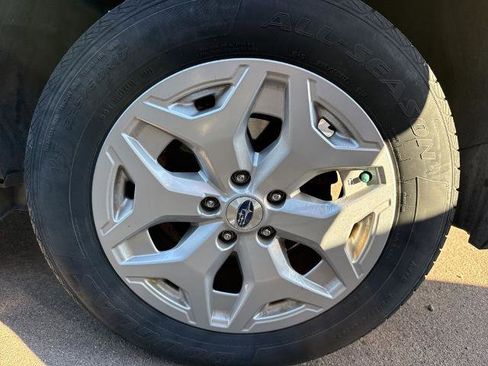 Used 2019 Subaru Forester w/ Alloy Wheel Package image 14