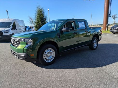 New 2025 Ford Maverick XL image 8