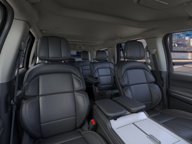 New 2026 Lincoln Navigator Premiere AWD/4WD image 28