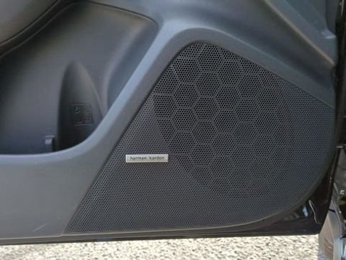 Used 2025 Subaru Crosstrek 2.5i Limited image 21