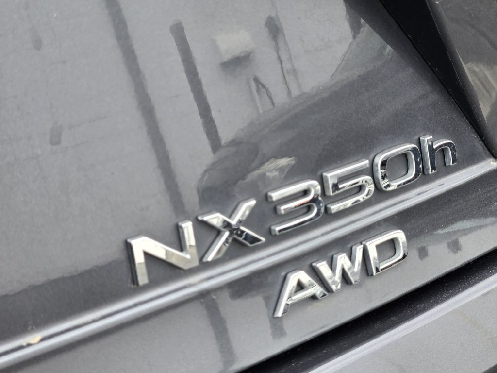 Used 2024 Lexus NX 350h AWD w/ Vision Package image 13