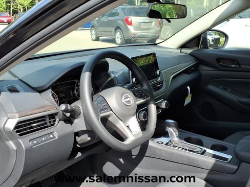 New 2026 Nissan Altima 2.5 SV AWD/4WD image 8