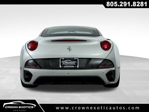 Used 2012 Ferrari California image 9