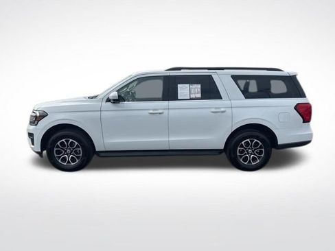 Used 2024 Ford Expedition Max XLT AWD/4WD image 2