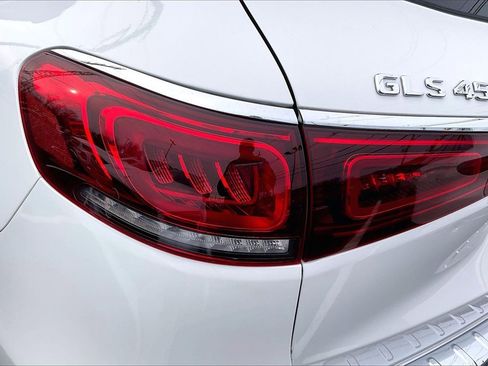 Certified 2020 Mercedes-Benz GLS 450 4MATIC image 23