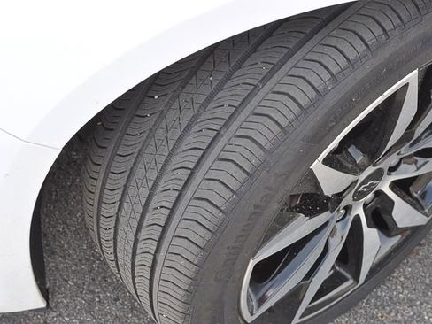 Used 2024 Chevrolet Malibu RS FWD image 35