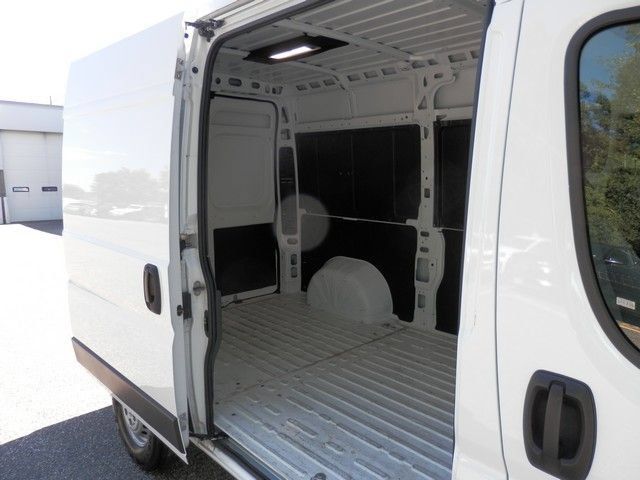 Used 2025 RAM ProMaster 2500 w/ Convenience Group FWD image 34