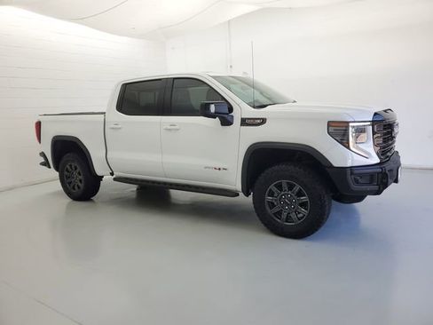 Used 2024 GMC Sierra 1500 AT4X AWD/4WD image 4