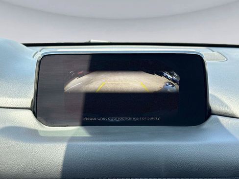 Used 2017 MAZDA CX-5 Touring w/ Preferred Equipment Package FWD image 24