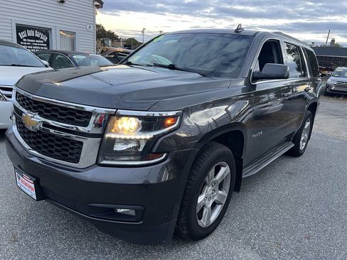 Used 2016 Chevrolet Tahoe LT image 3