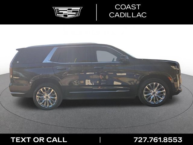 Used 2023 Cadillac Escalade Premium Luxury w/ LPO, Illumination Package AWD/4WD image 4