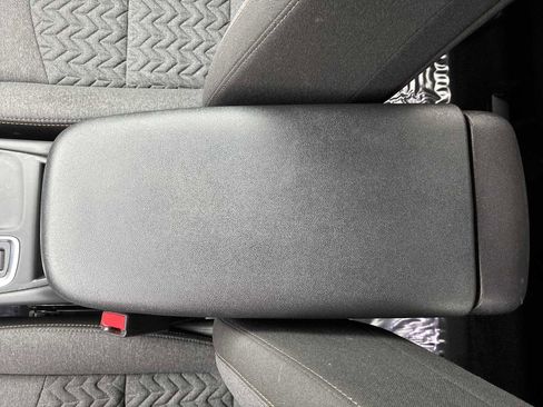 Used 2024 Chevrolet Equinox LT image 22