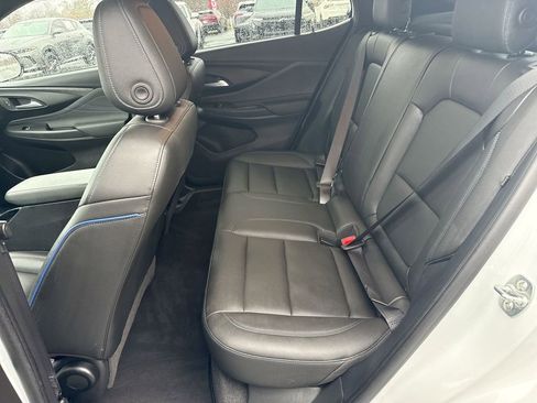 Certified 2025 Buick Envista Sport Touring image 21