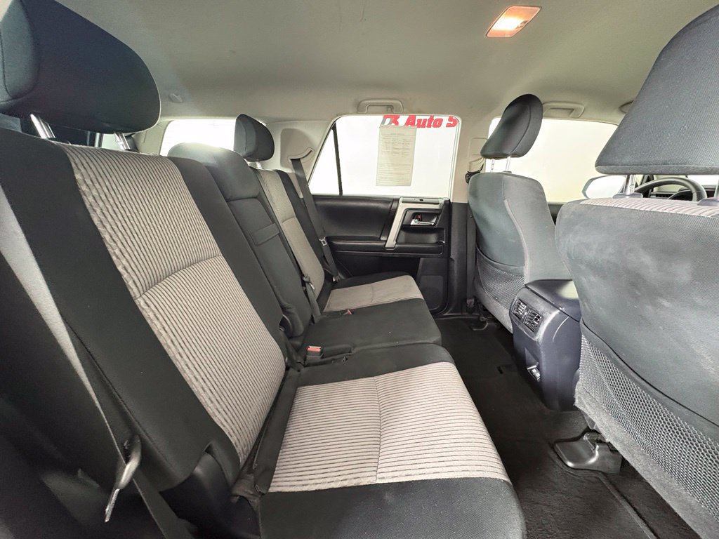 Used 2021 Toyota 4Runner SR5 AWD/4WD image 46