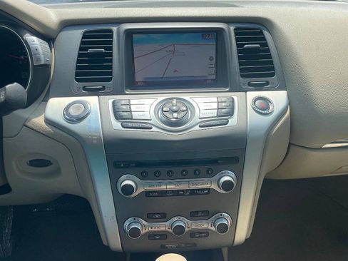 Used 2014 Nissan Murano LE w/ Platinum Edition Package AWD/4WD image 19