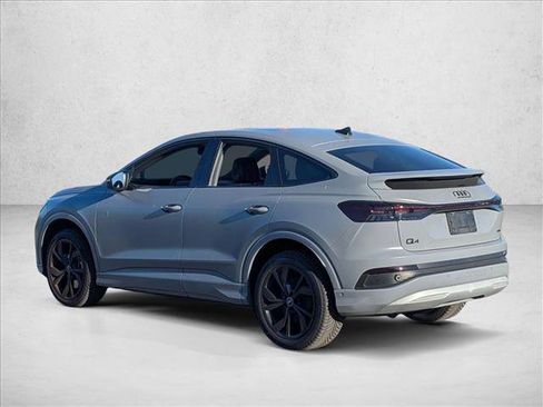 Used 2022 Audi Q4 e-tron Premium Plus image 7