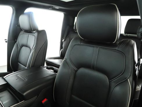 Used 2024 RAM 1500 Limited AWD/4WD image 4