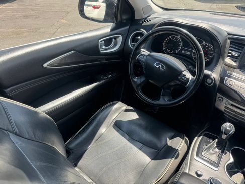 Used 2019 INFINITI QX60 Luxe w/ Essential Package FWD image 29