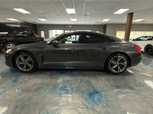 Used 2022 Audi e-tron GT Premium Plus AWD/4WD image 27