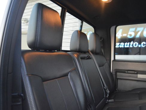 Used 2011 Ford F350 Lariat w/ Lariat Interior Pkg image 18