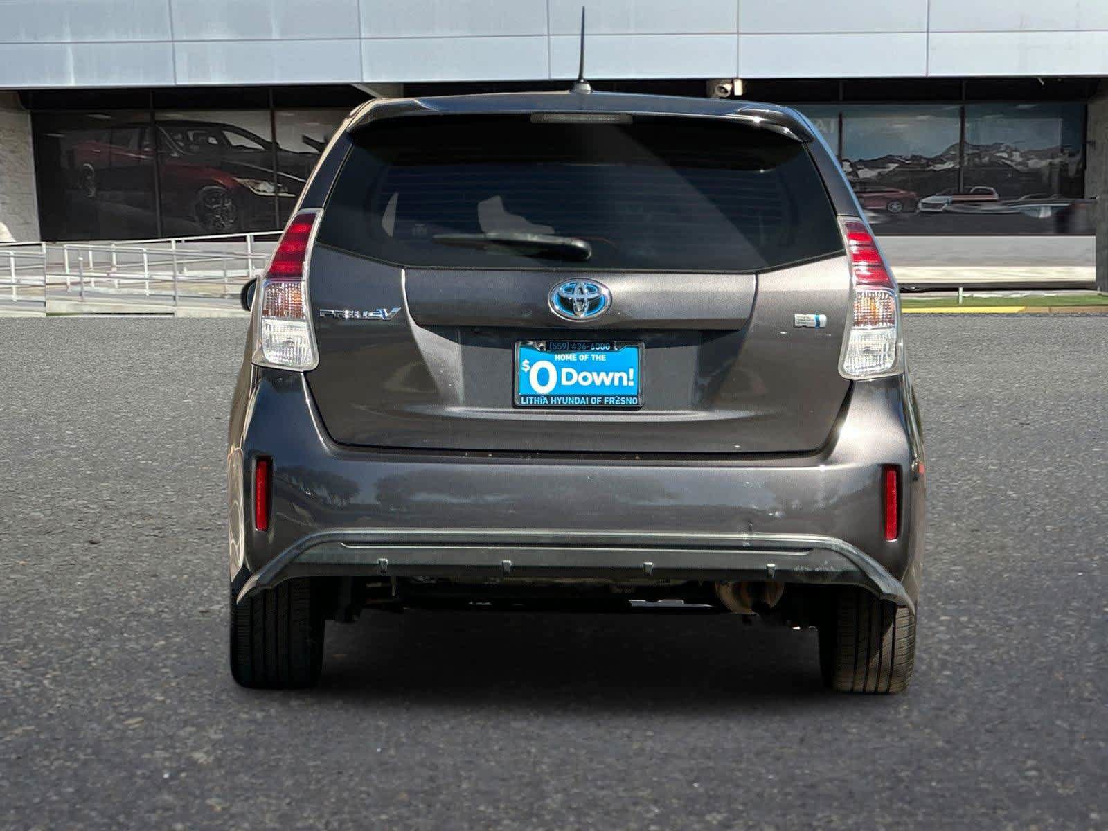 Used 2017 Toyota Prius V Five w/ Advanced Technology Package FWD image 8