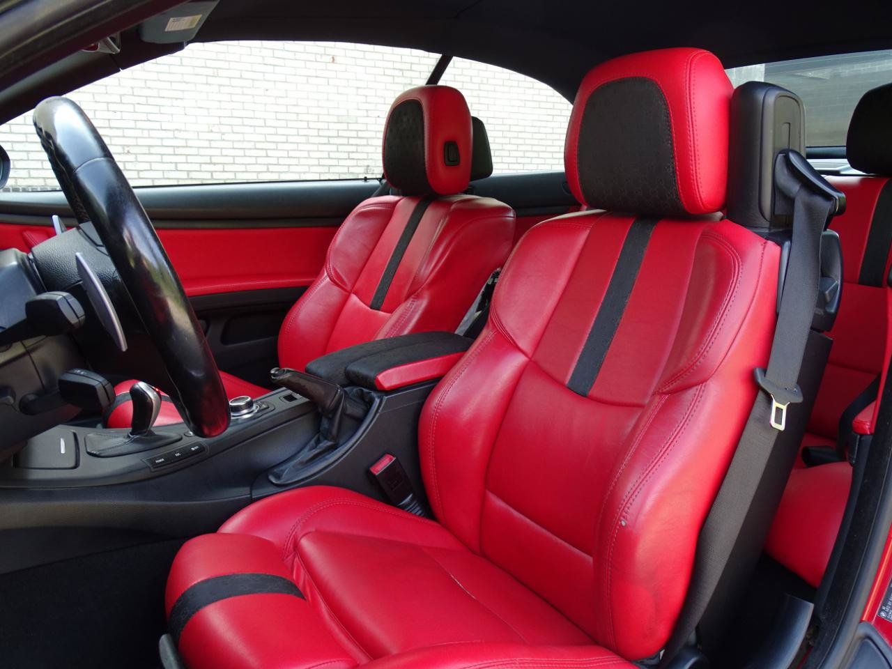 Used 2011 BMW M3 Convertible RWD image 10