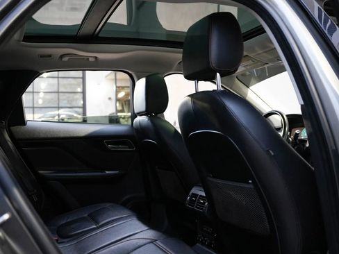 Used 2018 Jaguar F-PACE Prestige AWD/4WD image 29