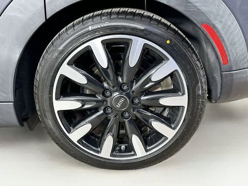 Used 2016 MINI Cooper S image 8