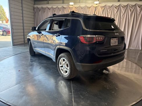 Used 2019 Jeep Compass Sport w/ Tech Group image 7