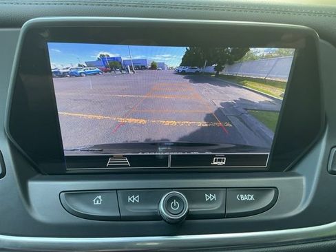 Used 2022 Chevrolet Blazer LT AWD/4WD image 12