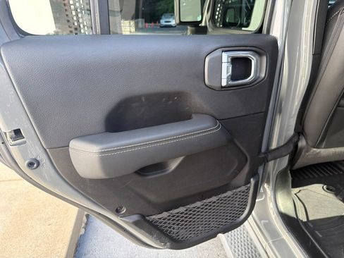 Certified 2023 Jeep Wrangler Unlimited Sahara AWD/4WD image 44