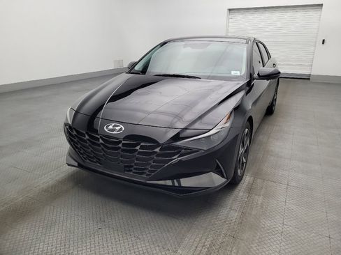 Used 2023 Hyundai Elantra Limited w/ Cargo Package image 15