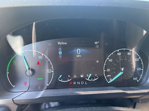 Used 2024 Ford Maverick XLT image 11