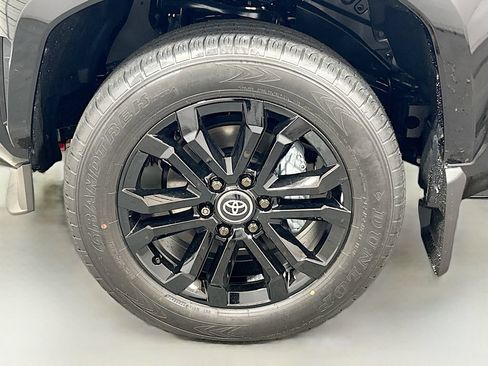 New 2026 Toyota 4Runner Platinum AWD/4WD image 8