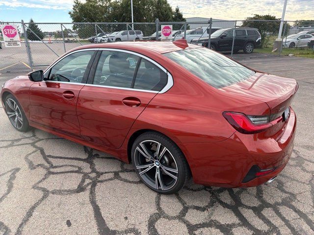 Used 2020 BMW 330i xDrive Sedan w/ Convenience Package AWD/4WD image 7