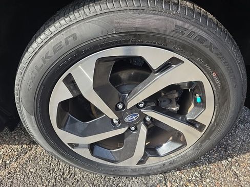 Used 2024 Subaru Forester Touring w/ Convenience Package image 10