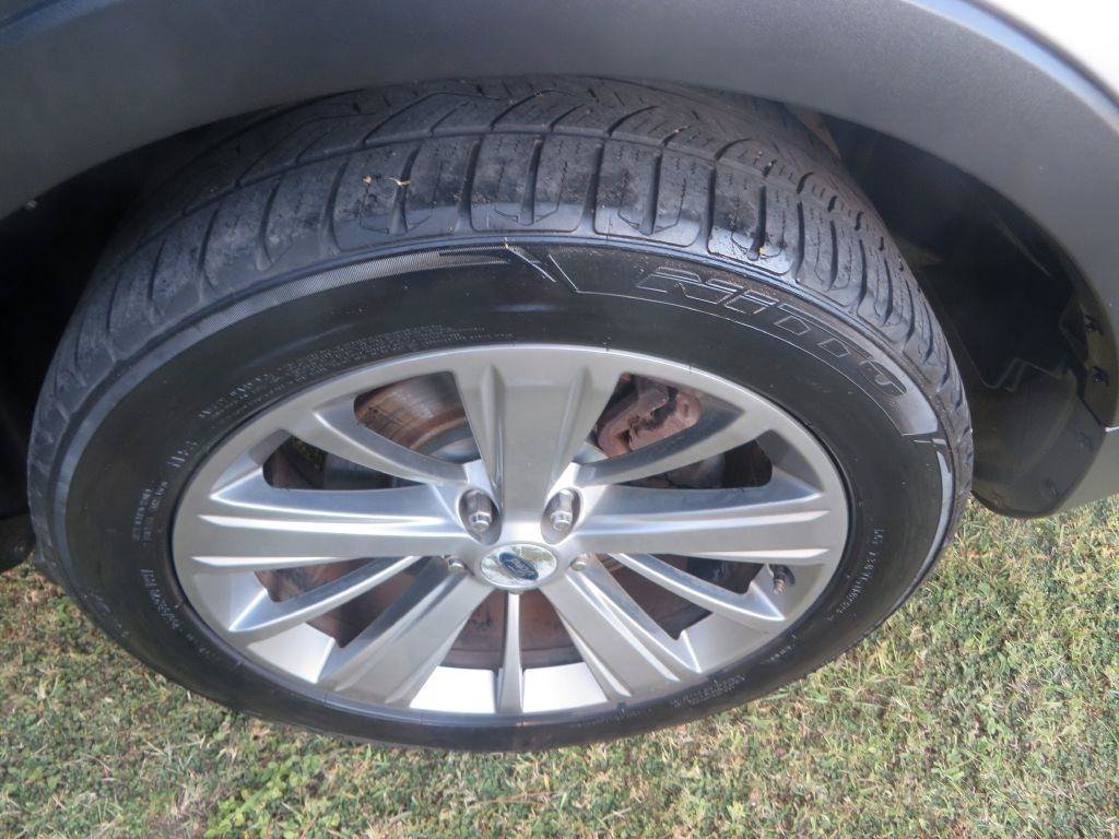 Used 2018 Ford Explorer Limited FWD image 28