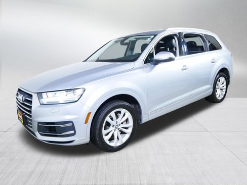 Used 2019 Audi Q7 3.0T Premium Plus AWD/4WD image 3