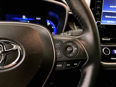 Used 2020 Toyota Corolla XSE FWD image 18