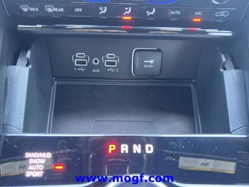 Used 2025 Jeep Grand Cherokee L Limited w/ Luxury Tech Group II AWD/4WD image 10