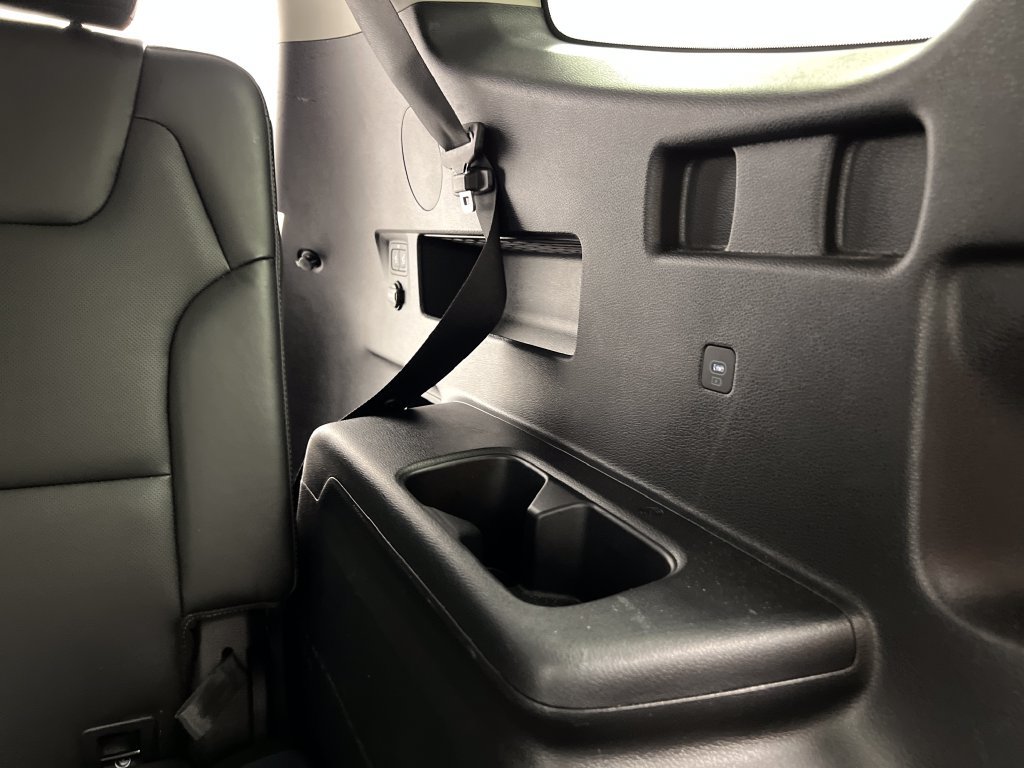 Used 2025 Kia Telluride S FWD image 41