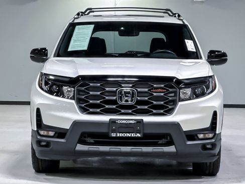 Used 2023 Honda Passport TrailSport image 6