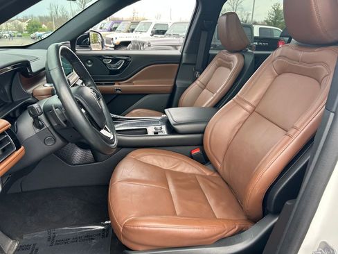 Used 2023 Lincoln Aviator Reserve w/ Equipment Group 201A AWD/4WD image 22